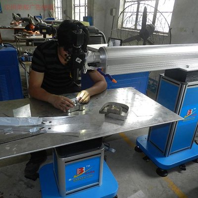 宿州大樓大堂標識標牌與榮威廣告在LED、商場及交通路牌中的應用